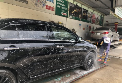 Rửa xe ô tô uy tín tại Quận 9